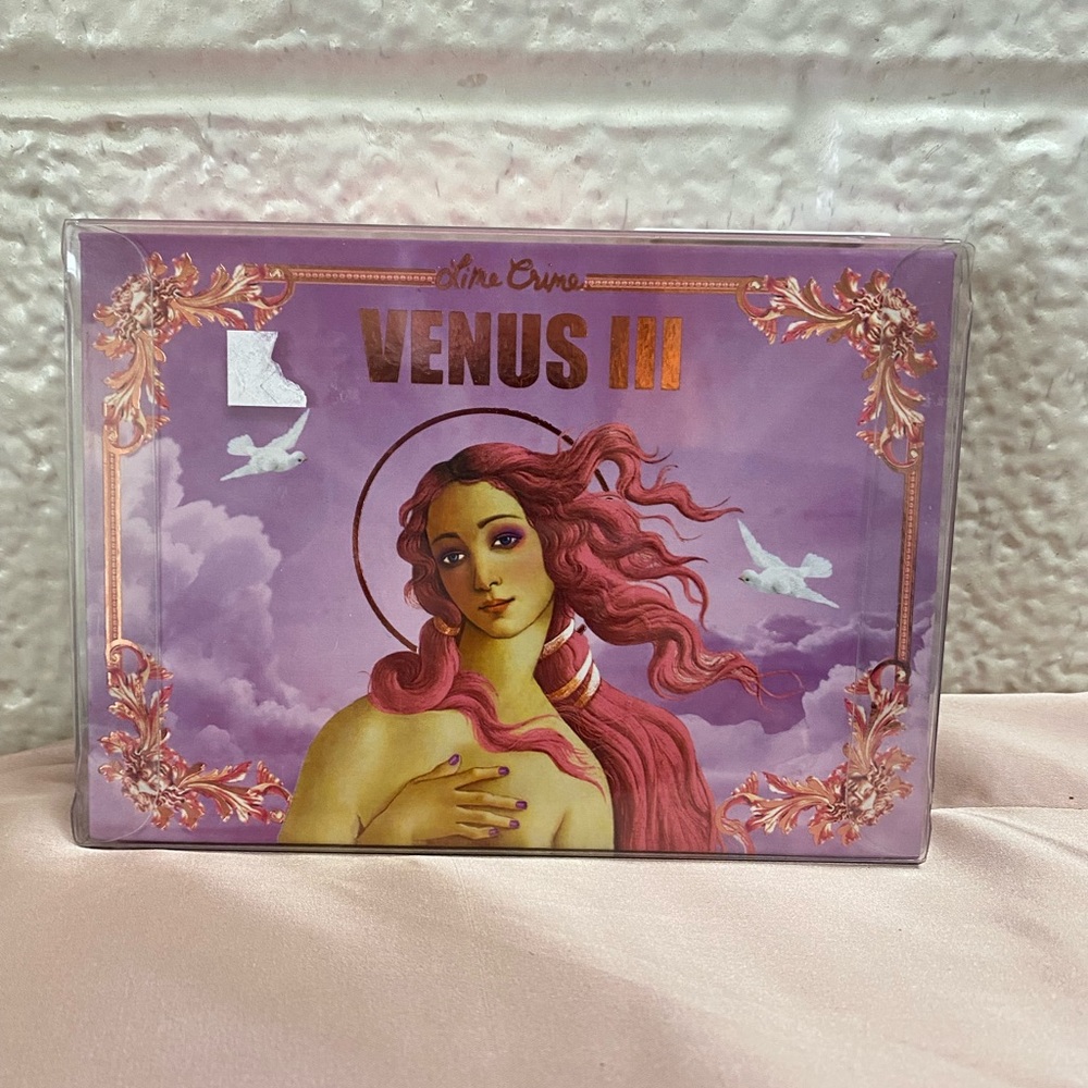 Like crime Venus lll eyeshadow palette.